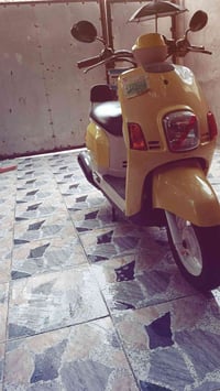 ماكس بوليس • اصفر • كاربون فايبر