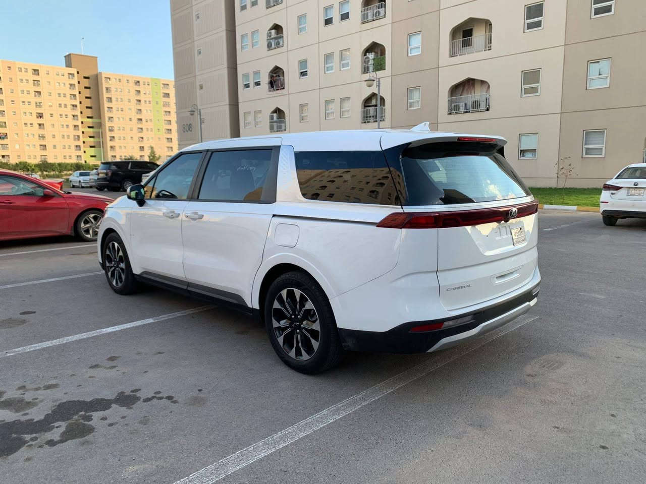 السلام عليكم كيا كرنفال موديل ٢٠٢٤ حادث موضح بل صور ٣ قطع تبديل نفس اللون اصلي وصبغ الجاملغ الخلفي وشويه بل باب جميع الايرباكات سليمه داخله كتاب شهداء بأسمي رقم مجاني بغداد لسياره ماشيه ١٦ الف مواصفات فول عده الفتحه مكينه ٣٥٠٠ بانزين السعر ٢٤٣ موبايل *********** مكاني شقق بسمايه
