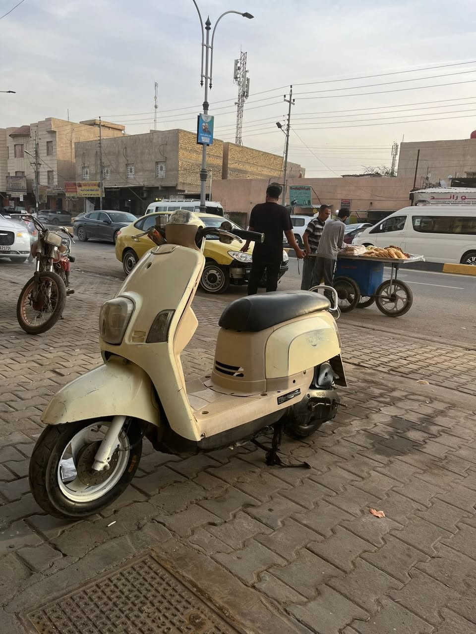 السلام عليكم دراجه بوليس   ما مفتوحة على البلاد
المكان بصره شرع الجنابي ‏الاستفسار دك علي هذ الرغم ***********￼
