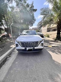 توسان 2024 خليجي شركه الاولى بغداد توسان 2024 بغداد ابيض مكفوله ماشيه ...