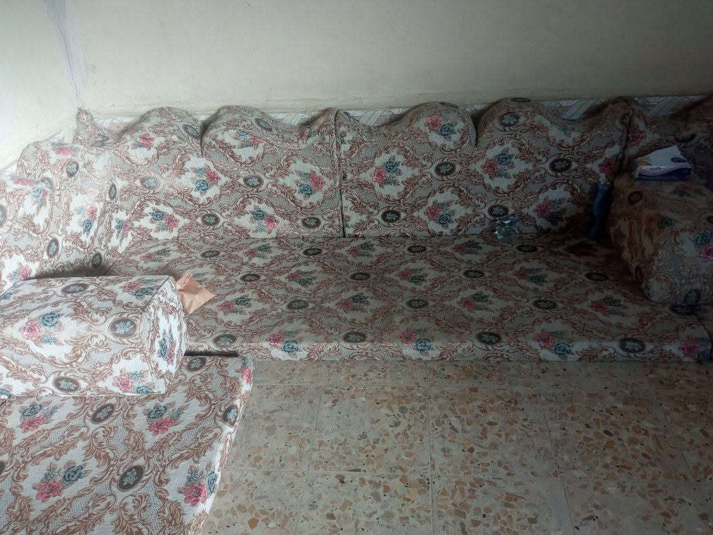 سلام عليكم جلسه للبيع ام التاج نضيفه شراي يجي خاص


**إذا كنت صاحب هذا الإعلان وتريد حذفه لأي سبب، رجاءا أرسل رسالة إلى الدعم الفني**