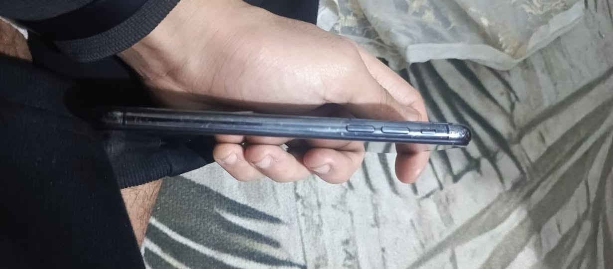 يالله ايفون اكس العادي نطيحه
يرادلة فقط شاشه  
الجهاز  شغالللل بش ناسين رمزه يعني  مو ايكلود يعني   ناسين لرمز  
الجهاز سعره 35 وبي مجال 
مكاني فلوجه


**إذا كنت صاحب هذا الإعلان وتريد حذفه لأي سبب، رجاءا أرسل رسالة إلى الدعم الفني**