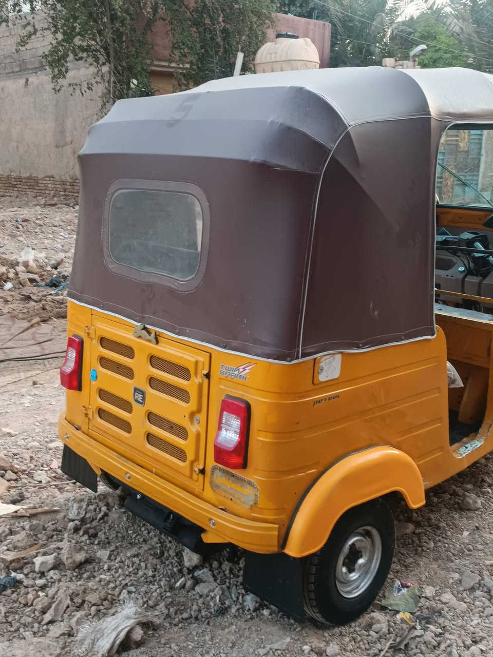 سلام عليكم تكتك البيع موديل 19 شهر12 رقم و سنويه مكاني الحسينيه مال الراشديه رقمي  ***********
