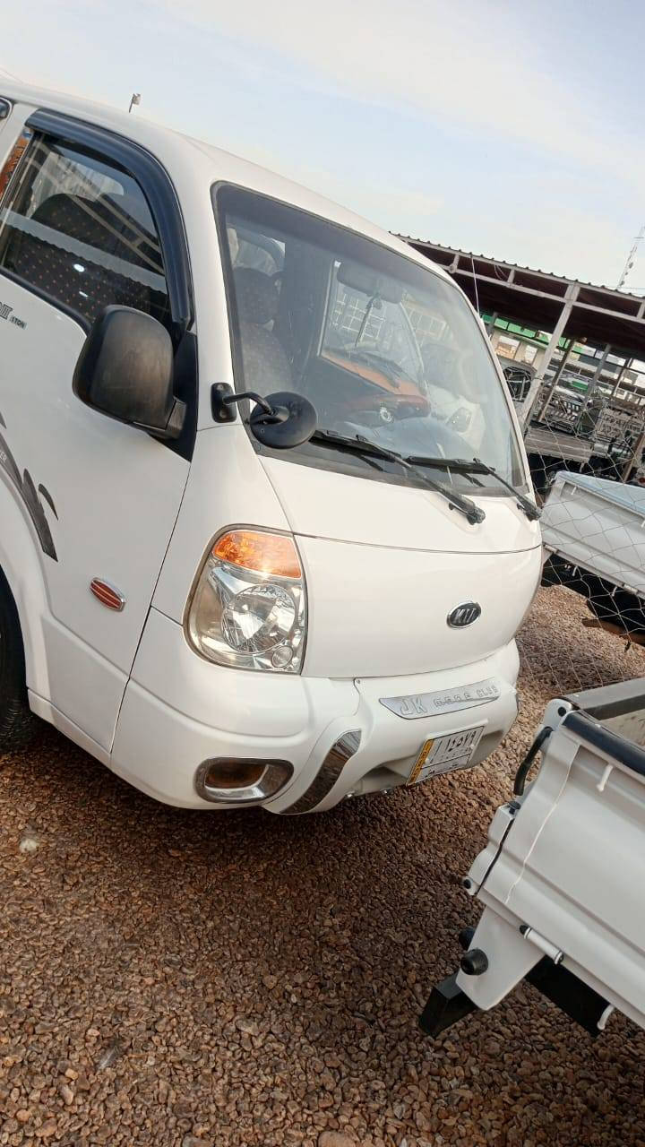 للبيع 2008 مكفولة كفاله عامه
رقم بابل جاهز من كلشي مكينه كير اكسن حداديه 

دوشمه جديده باتري جديد مكينه 2700

مكان بابل القاسم سعر 98وبيه مجال 

الاتصال ***********
