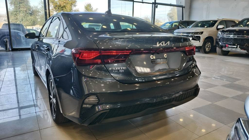 كيا فورتي 2024 3 دركا بوياغ بارجة بوياغ بي ناوةوةى زمارة كاتي 5000 هةزار مايل رويشتية 
بو زانیاری زیاتر بەیوەندی بکەن بە 
نرخ 13400$
*********** أربيل, العراق
