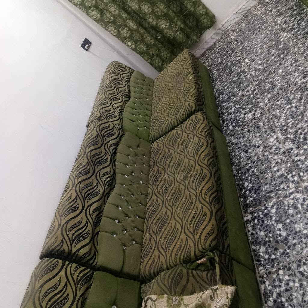 مرحبا تخم للبيع اضرار بسيطه السعر ١٠٠وبي مجال بسيط


**إذا كنت صاحب هذا الإعلان وتريد حذفه لأي سبب، رجاءا أرسل رسالة إلى الدعم الفني**