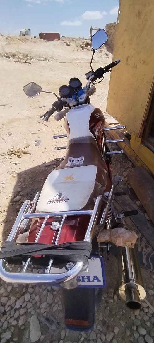 سلام عليكم هايوشه ٢٣ مكمرك وكامل بس تسجيل البيع ***********
