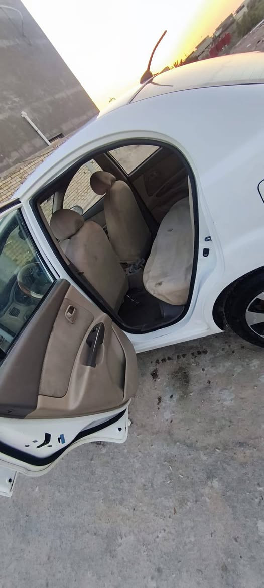 كيه ريو 2012 مكينه 1600 بيه بارد ب الجاملق الامامي العنوان جزيره شارع زين العابدين رقم بصره ***********
