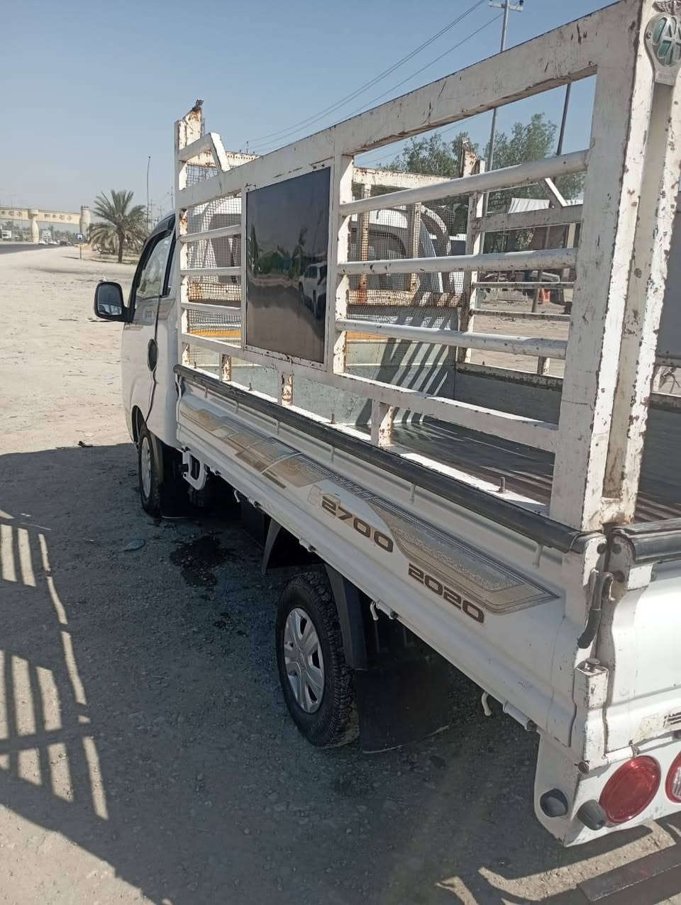 كيا حمل للبيع موديل 2020رقم بابل اني مكلف بنشره اكثر تفاصيل الاتصال*********** بأسم صاحب السياره شخصيا
