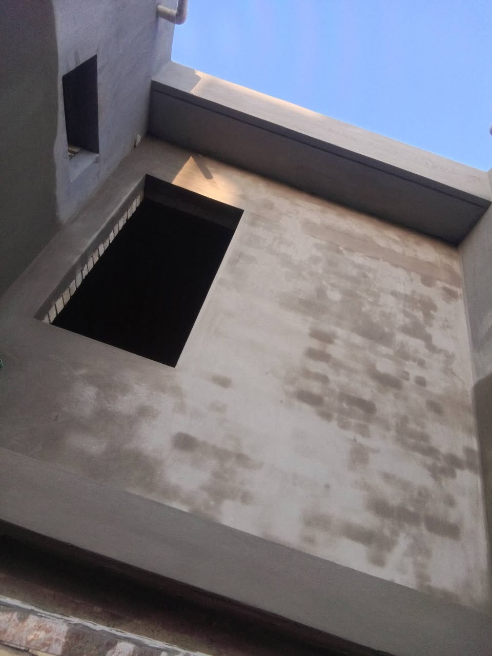 سلام عليكم خلفة لبخ نثر تطعيم صبغ تصفير سقل ناعم متر 7 لبخ ونثر متر 8 واجهات قطعي عمل داخل بغداد فقط 

‏‪***********‬‏ واتساب فقط
