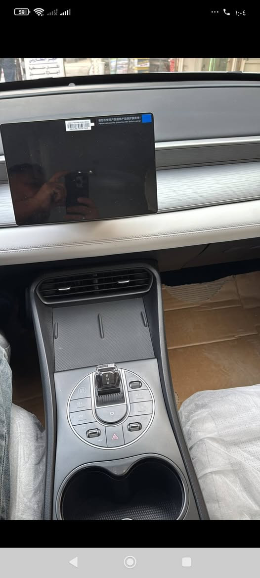 السلام عليكم بي واي دي 2025 سي ال 5 مقفوله كفاله عامه باسمي السياره ماشي 17 بيع مستعجل ***********
