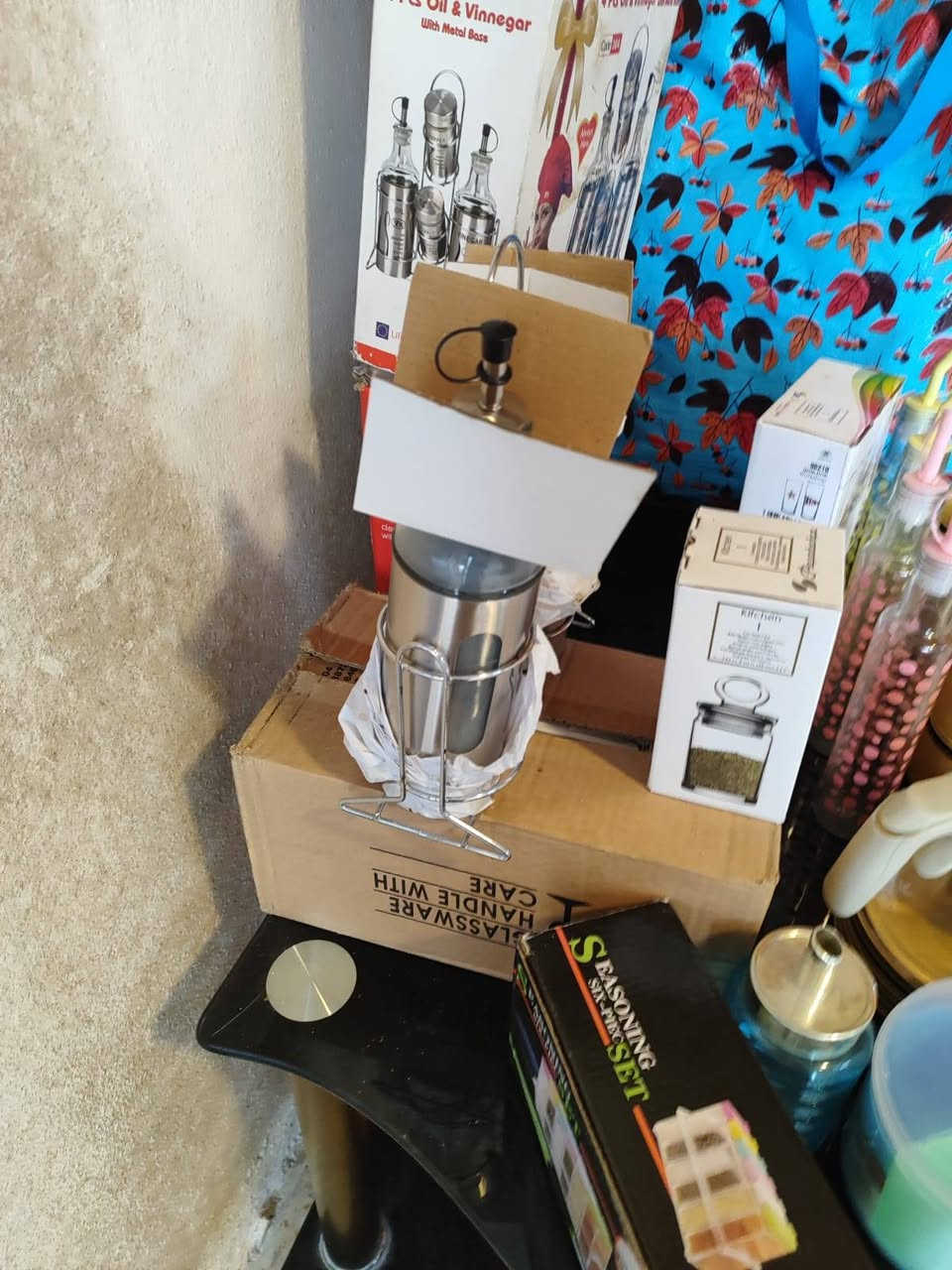 السلام عليكم للبيع سعر كل  قطعه تختلف والبلولل الي بلسله الحمراء القطعه على 500 شلع


**إذا كنت صاحب هذا الإعلان وتريد حذفه لأي سبب، رجاءا أرسل رسالة إلى الدعم الفني**