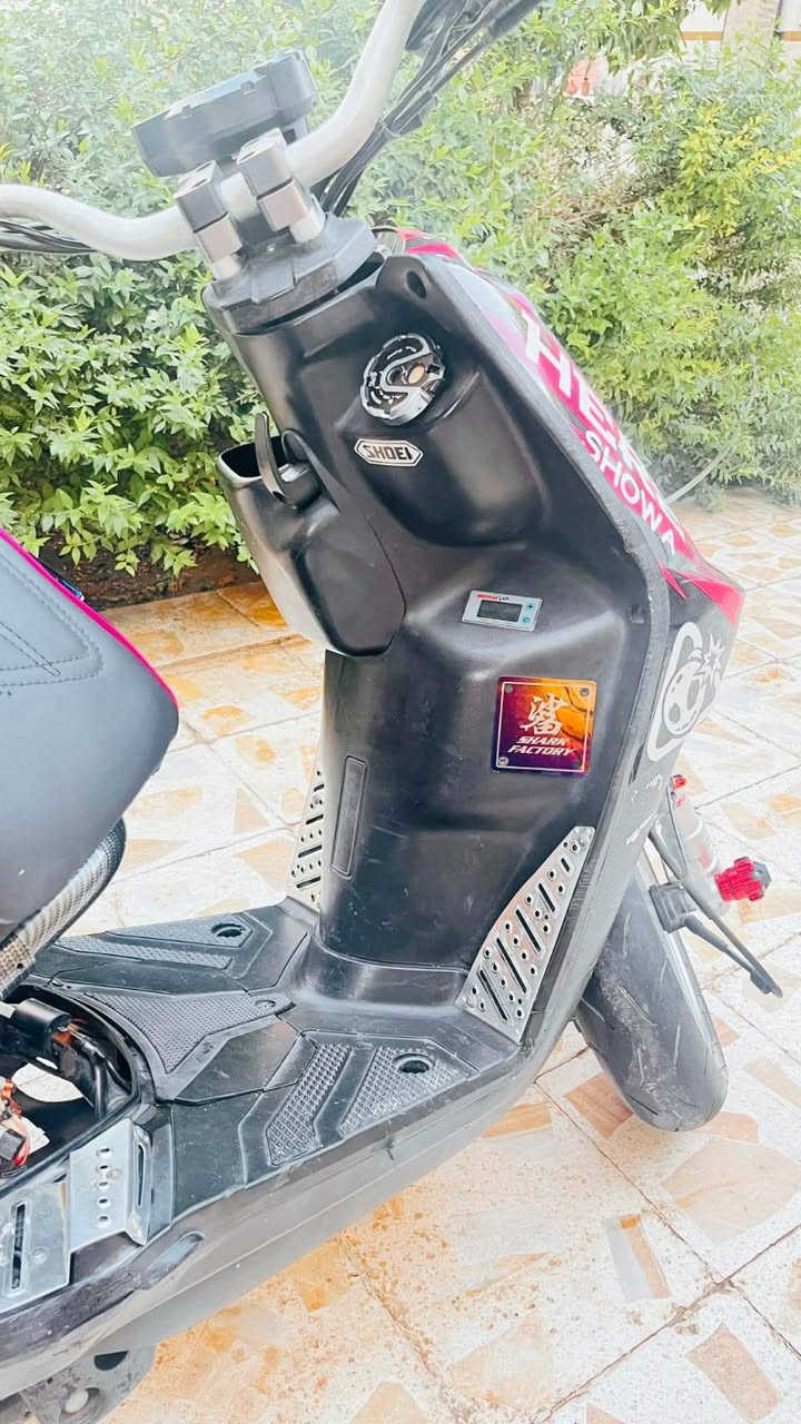 سلام عليكم جبلي مزود متوازي عليه عندي مريض سعر 400 وبيه مجال رقمي اليريده يتصل لو يجي واتس
***********
