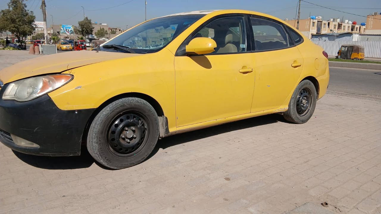 النترا موديل ٢٠٠٩. رقم انبار انكليزي بأسمي تحويل ثاني يوم. منضومة غاز. مكينه ٢٠٠٠. كير مكينه خير من الله  كهربائيات كلها شغاله امريكي حادثها جالغ خلفي فقط بدون دواخل  مكفوله من كل عيب شرعي. تبريد ثلج  تخم تاير  يراد إعادة صبغ السعر ٧٣ ورقه بيها مجال  ***********
