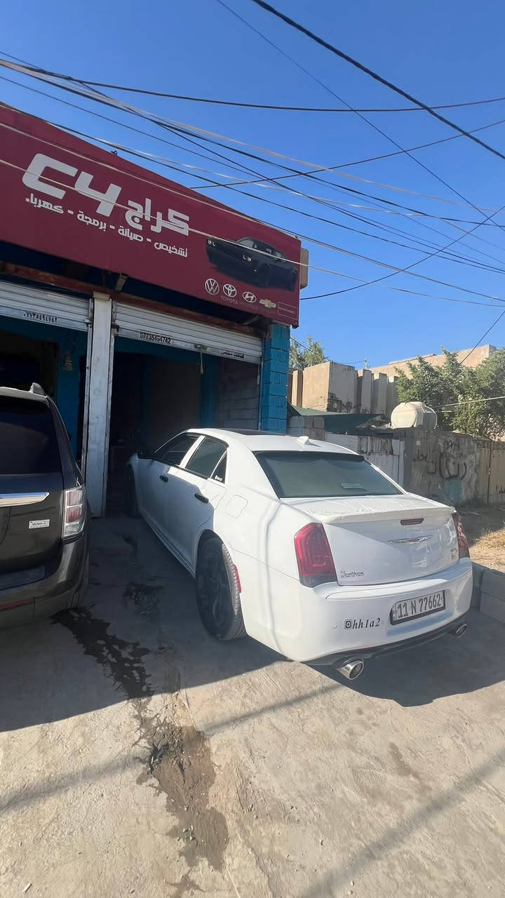 للبيع او للمراوس حسب القناعة
كرايسلر c300 اوباما موديل 2017
السيارة فول للرادار الامامي مابيها دكمة فارغة
عليها دفيوزر وحلوك rt وشفتات شغالة 100%
السيارة c محدثة بالكامل s
وغراضها قبل التحديث موجودة
يعني بدون ضرر
السيارة شبه كلين بيها جاملغ خلفي مصبوغ وصندوك مبدل نفس اللون
بدون برغي نقص صدر جديد تخم تاير جديد ادامة كاملة للمكينة وجاهزة على اخر حباية ومبرمجة مراوح يعني انسى الحماوة
صور ضررها موجودة
السعر مناسب ويمي السيارة
***********
