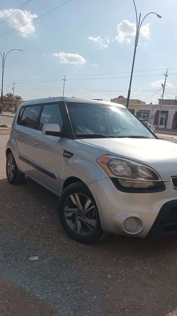 السلام عليكم كيا صول ٢٠١١ رقم ألماني مشروع وطني صلاح الدين السياره تاكيه صبغ صفحه والقماره كير محرك شرط والباقي شوف العين السعر ٨٠ وبيهامجال ***********او*********** اتصل وتبشر
