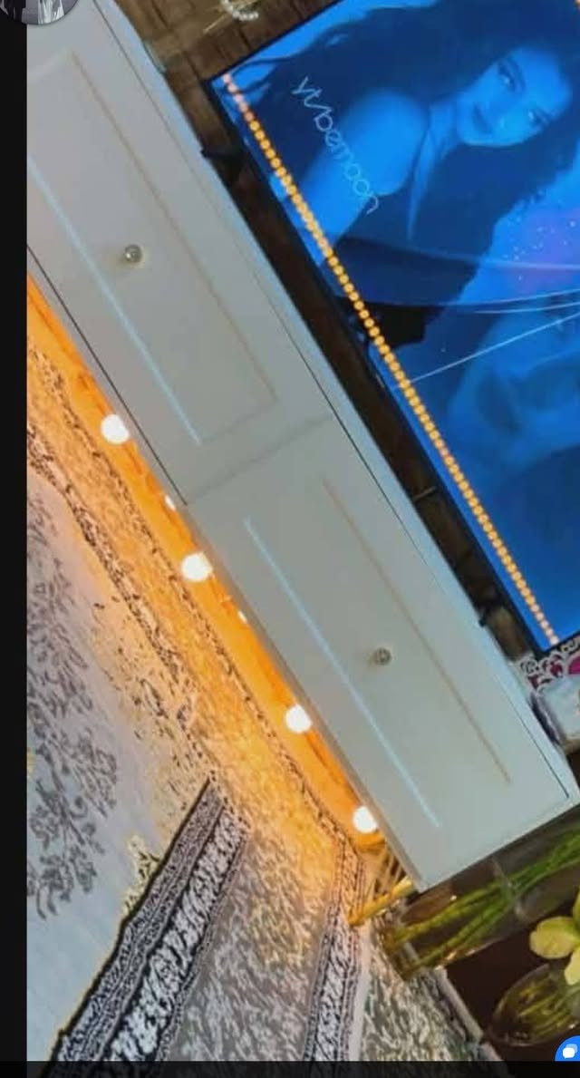 ميز ته لفيزون يو فروشتن له كه لار


**إذا كنت صاحب هذا الإعلان وتريد حذفه لأي سبب، رجاءا أرسل رسالة إلى الدعم الفني**