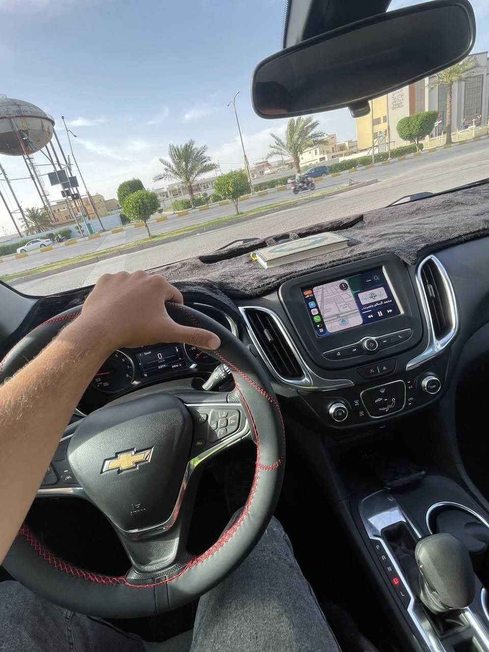 لسلام عليكم ايكوينكس 2022 
مواصفات LT معروفة محرك 1500 تيربو
ماشية 95 km
رقم اربيل
حادث جاملغ ايمن ايرباكات بلادي يعني بجم كبس بلادي 
وبيه باب ايمن صبغ فقط
ترايك للسعوديه ادامه كامله كلشي بيه بلادي وجديد
السعر 160 وبي مجال بسيط بيك خير وتدلل متوفر واتساب
*********** 
عنواني بغداد او فلوجة
