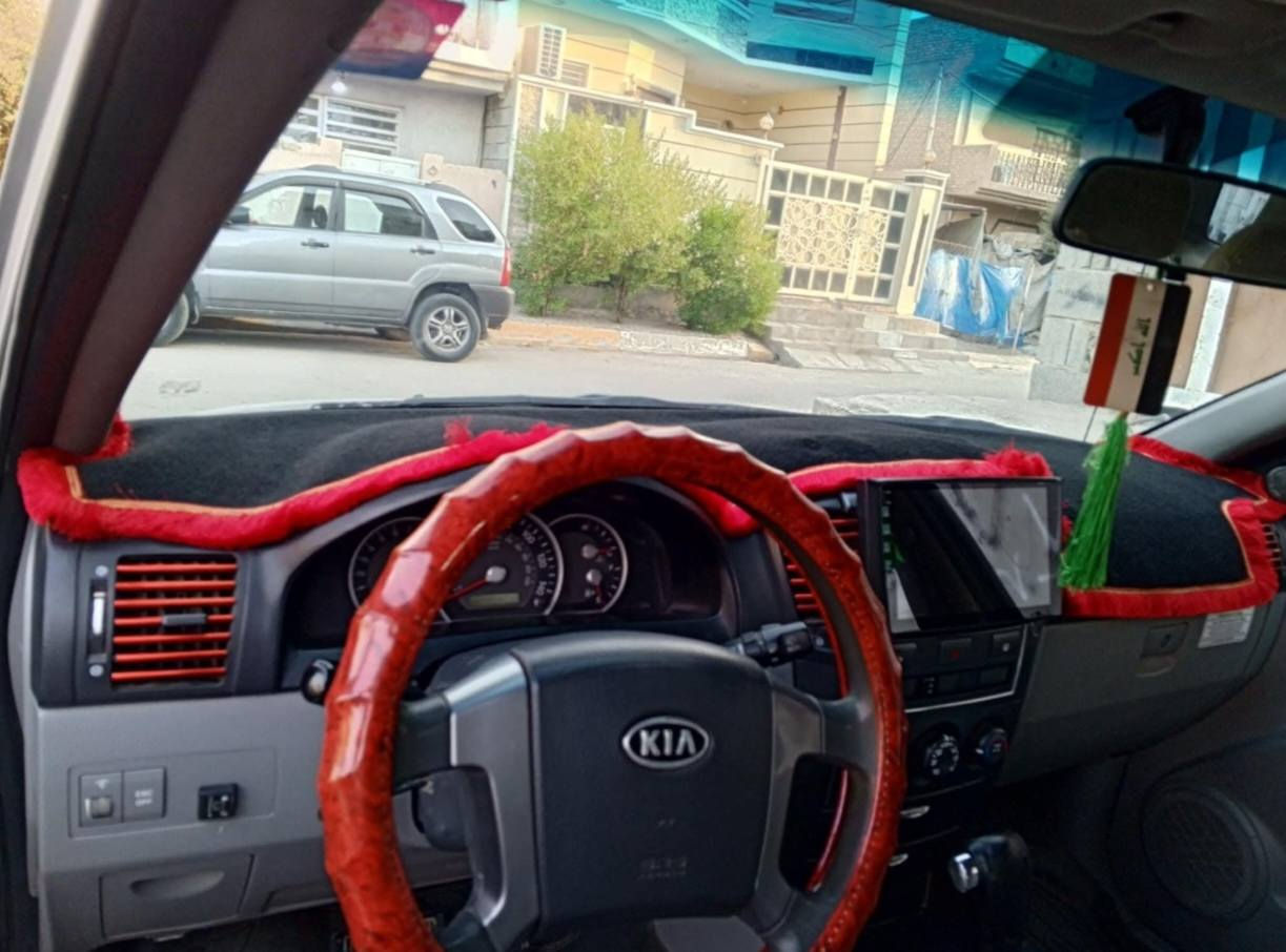 السلام عليكم ورحمة الله وبركاته
سورنتو 2007 أمريكي
ضرر جاملغ الخلفي سيارة نظيفة استخدام شخصي
رقم بغداد بسمي مشروع  وطني دولي
سيارة خير من الله كاملة ع ايدي
٦ سلندر كير مكينة  كفالة
تدفئة تبريد كهربائيات كاملة
منظومة البانزين مدامة
بيها منضومة غاز
صدر امامي خلفي نظيف
تخم تاير جديد
سنوية ما صاقطة
داخل جديدة ومرتبة
مكاني ديالى بلدروز
***********
السعر ١٠٠
