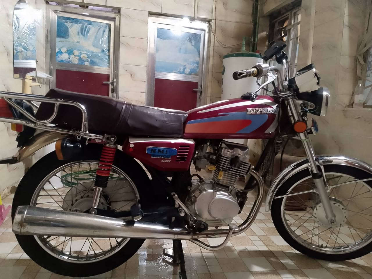 نامه شلامجه اصلي موديل 23اوراق اصولي وكيله نوار الباشا دراجه مكفوله مكينه وشاصي بيه بس دشبول وماصده ذني عليه 
مكاني ديوانيه حي الوحده 
الرقم : ***********
السعر : مليون و300 قفل والنقوصات عليه☝🏻
