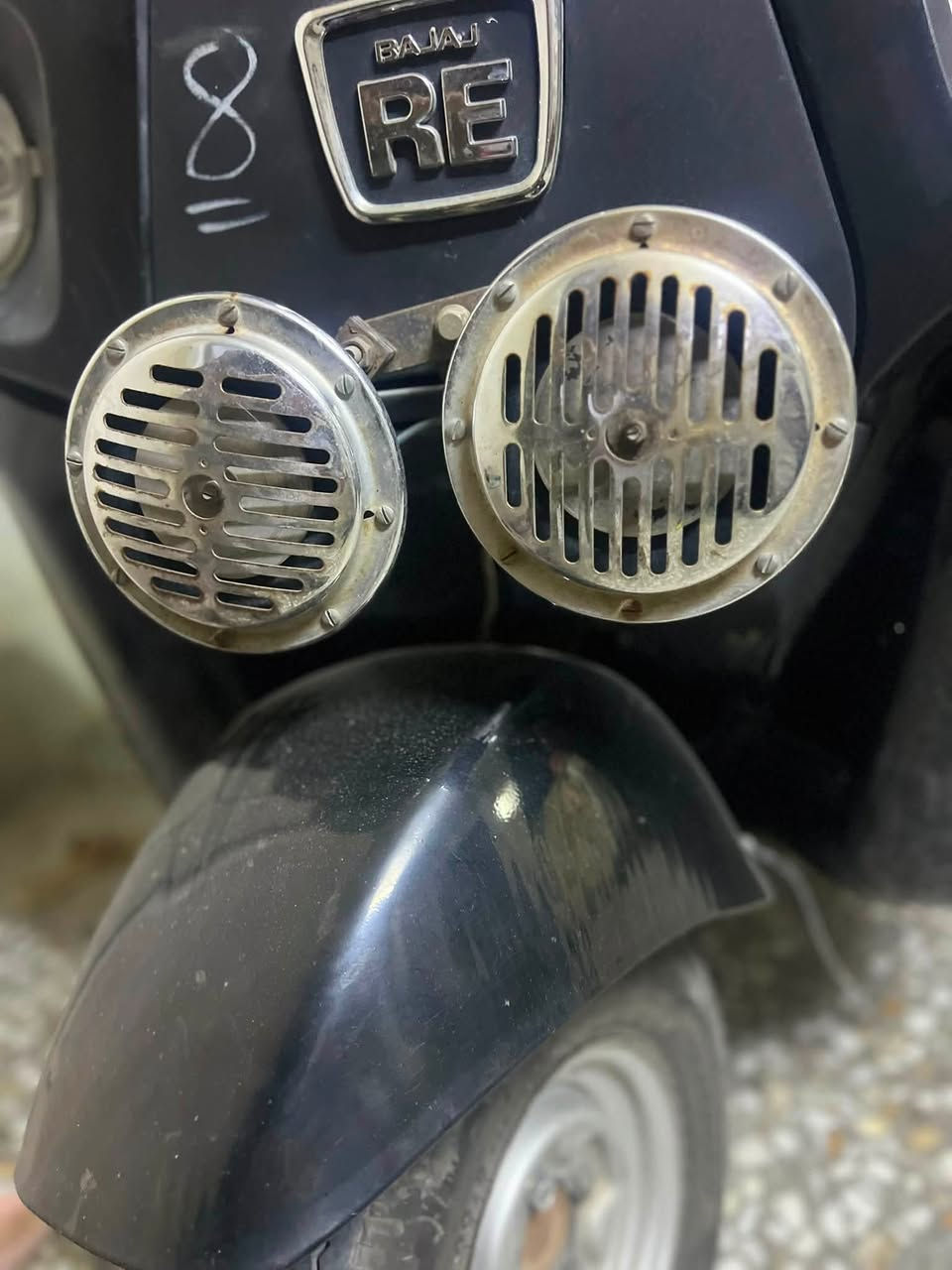 سلام وعليكم هورنات بشو  أيراني مؤسسة دكتهم كلش ناعمه وحلوات  لبيع السعر 200وبيهن مجال مكاني الدوره ابو دشير رقم *********** بي وتساب
