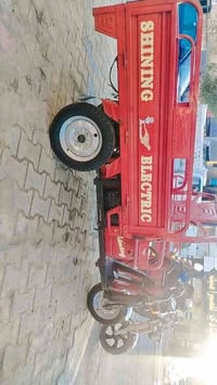 للبيع طرطوره شحن حجم كبير جاهزه من كلشي وعلفحص السعر 950 وبيها مجال لل...