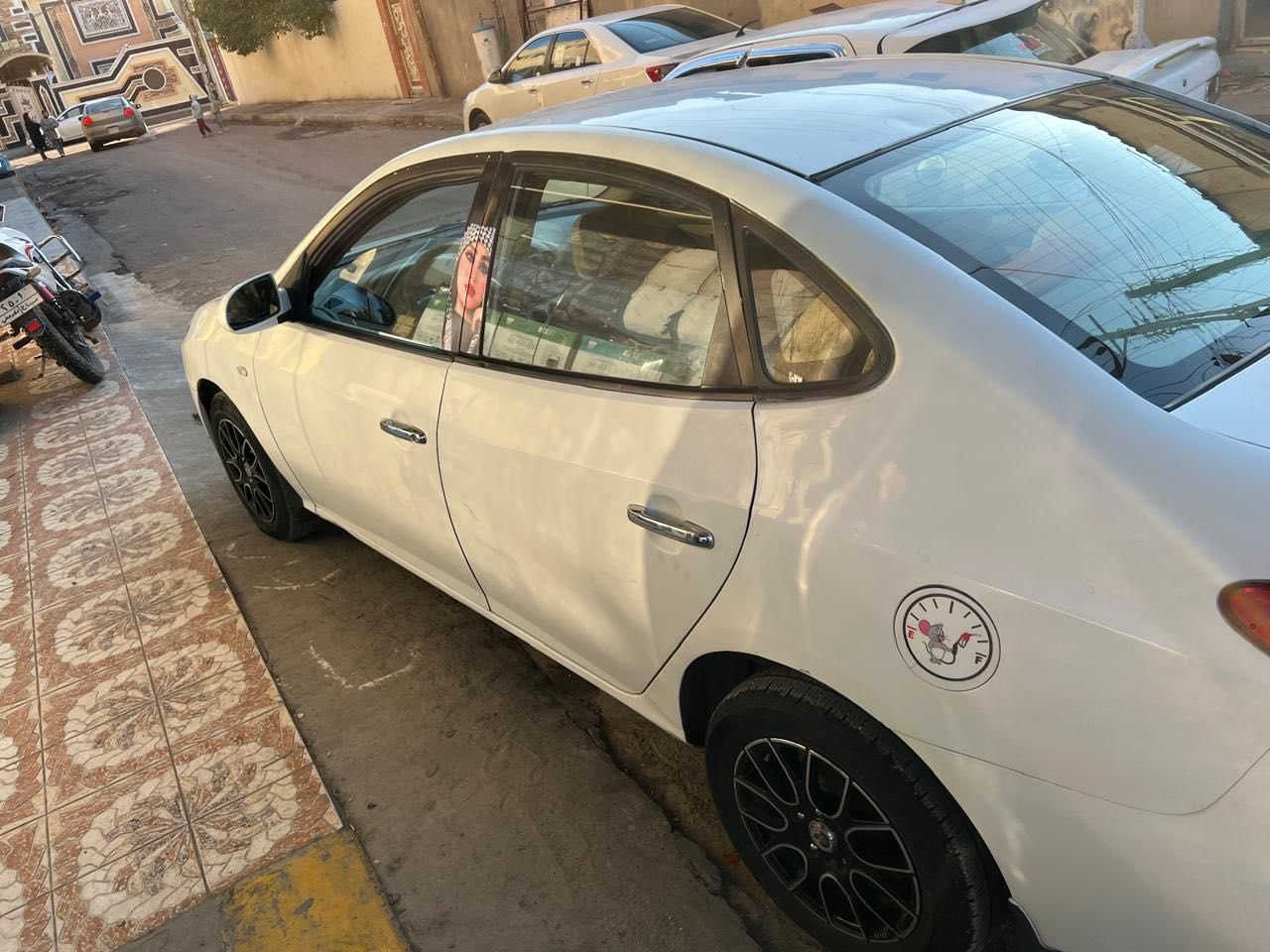 السلام عليكم سيارة أفانتي أدوات للبيع تدفئة تبريد 
محرك كير صدر خير من الله  الربيضه السعر المطلوب 43 وقابل للتفاوض رقم ***********
