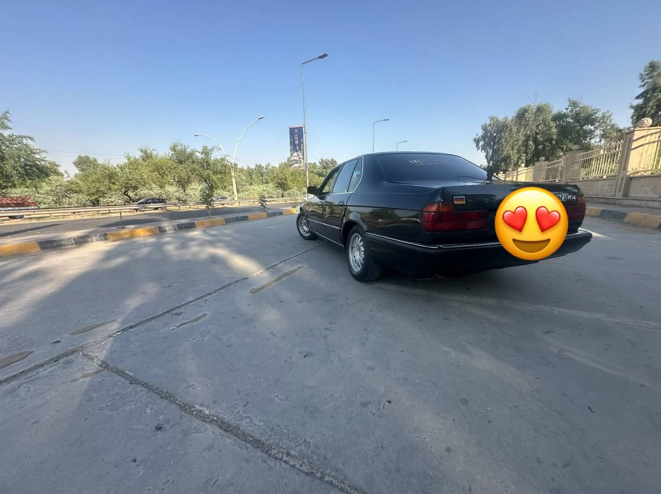 سلام عليكم بيم حجم 735✈️✈️سياره موديل
1991سياره BMWللبيع حصرا بدون مراوس اخوان سياره حيل حلوه ومرتبه مكينه وكير خير من الله بشرط رقم نينوى دولي سنوه وهزه جديده شرط تحول وكاله سياره كير توماتيك تبريد شاشه كامره جامات كهرب قفل مركزي لايت زينون ابو 100دولار بلاجكتورات جدد سياره مصبوغه جمالي لونها يجنن شرط 
اخوان رجا .......الماشراي لايتعب نفسو ويتعبني ويتصل الشراي يتفضل يجي ويشوف بعينو السياره سعره اخو البلاش ٤٠ورقه وبيها مجال خواتها الي مثلها فوك ال٥٠$
***********
