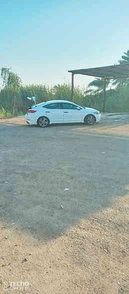 مواصفات بيه كلش حلوه

بصمت تشغيل 

رادارات جانبيه حساس خلفي 

تدفه تبريد بل كشن

جام سايق كهرباي وبعد بيه هواي مواصفات سعره كلش مناسب 115 وبيه مجال بصيط ***********
