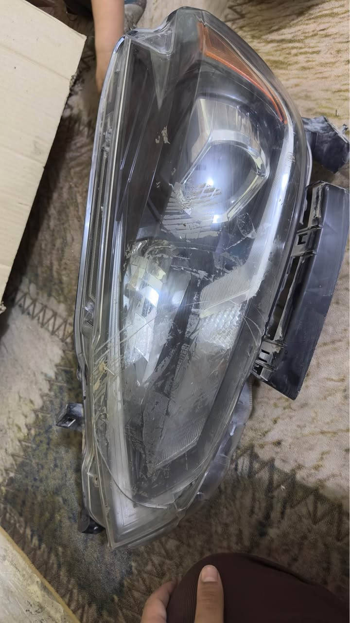 الايت كله شغال الحاجب والعدسه زنون بلاد عالي ناصي 
بي بس كسر ب الجامه والباقي سليم قواعده مابيهن شي ولا البطن مالته متأذيه مكاني ناصريه مركز *********** ناصرية, ذي قار
