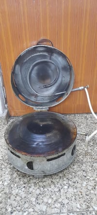 تنور غازي مستعمل كلش نظيف مكاني البياع شارع تسعه سعره 25  07711072603