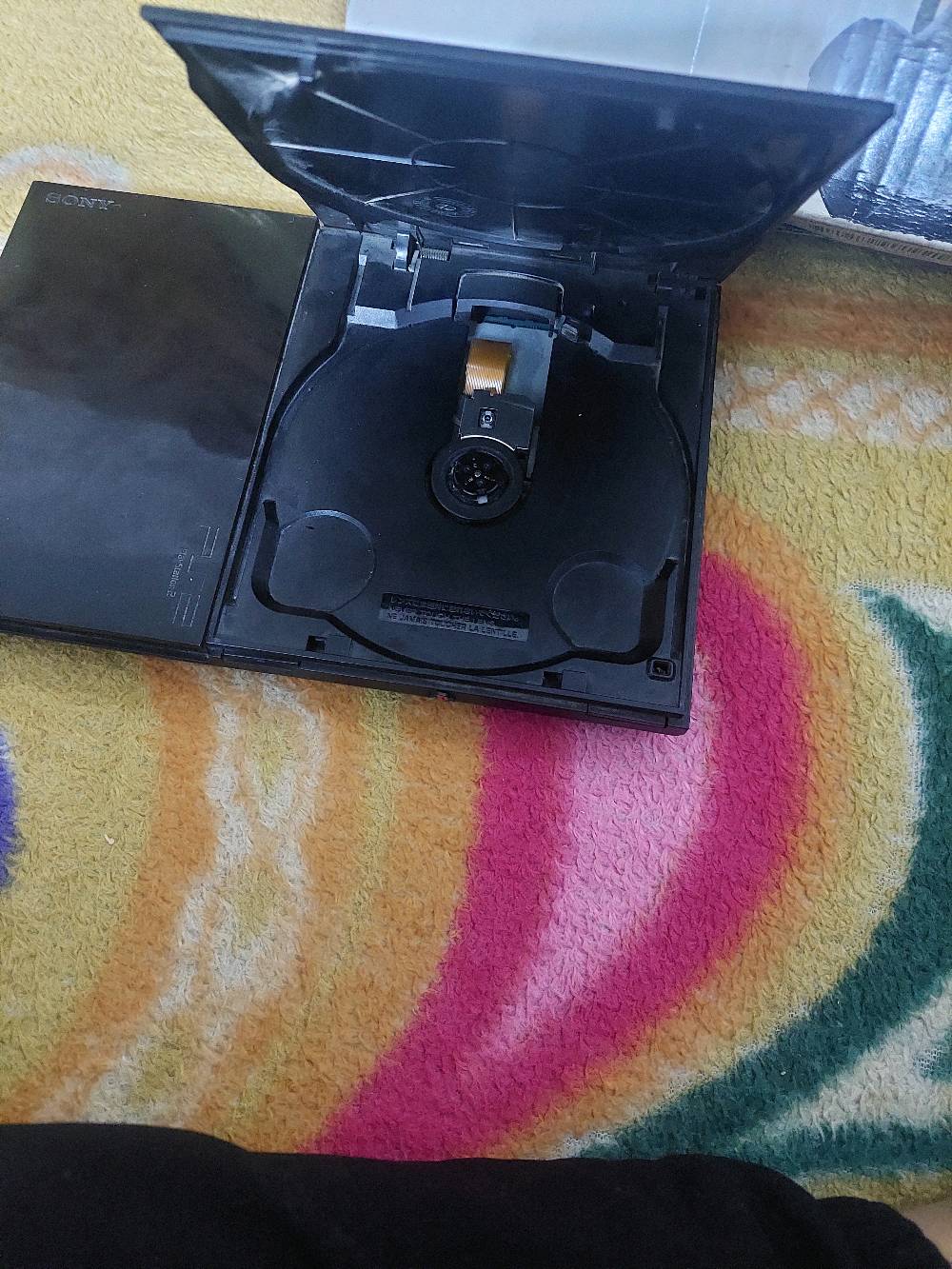 السلام عليكم بلي2 نستعمل يشتغل فلاش ويا هديه اقراص 
