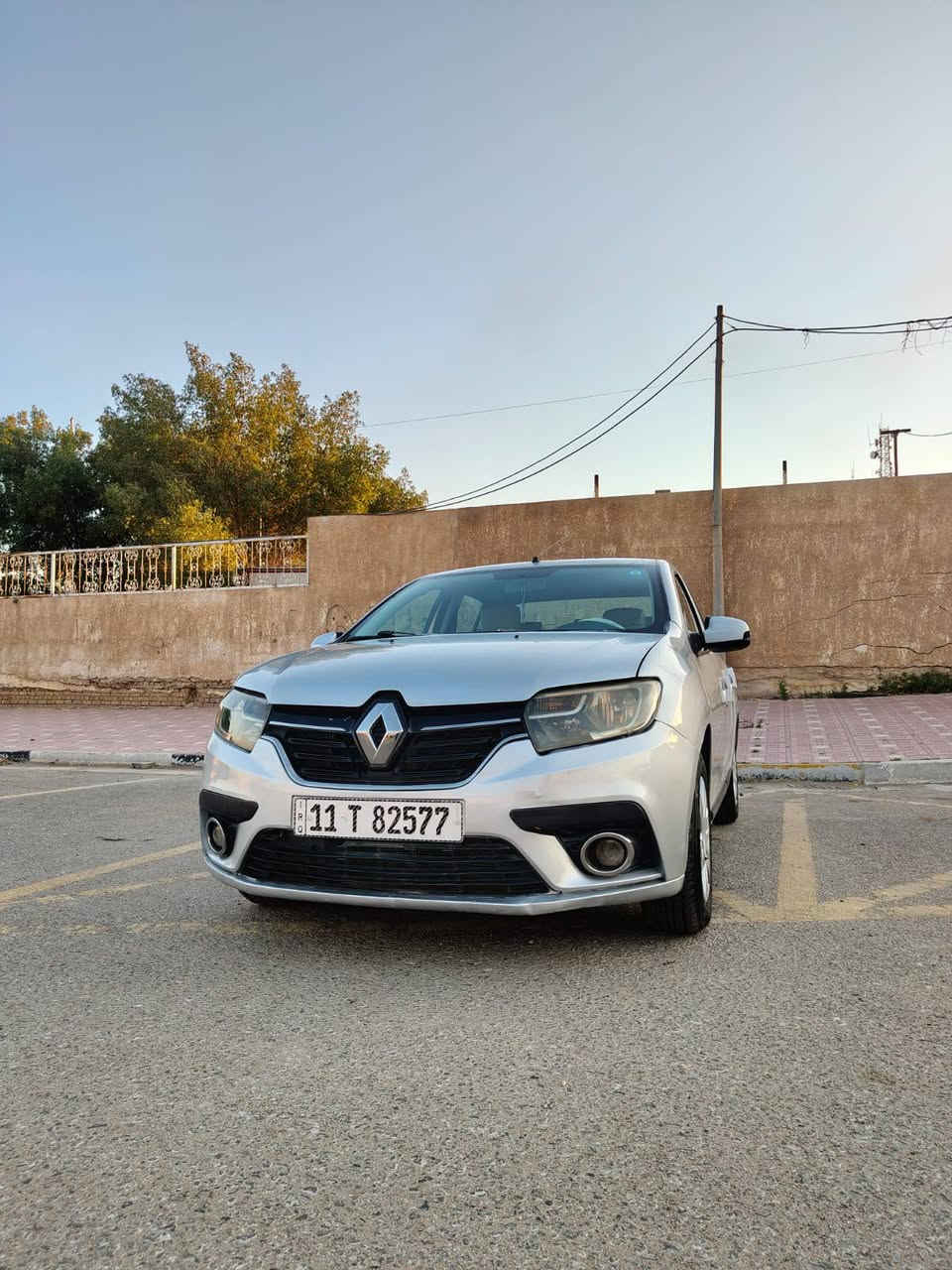 السلام عليكم رينو سنبل للبيع موديل 2019 رقم بغداد الجديد انكليزي سنويه جديده هزه جديده تحويل ثاني يوم مكينه 1600 كير حداديه تخم تاير مكفولات تبريد ثلج السياره مكفوله من الضربة بيها صبغ مكانات قليله كلش اثر جراد فقط السعر 74 وبيها مجال مكاني كربلاء رقم الهاتف ***********اثير
*********** آسيا
