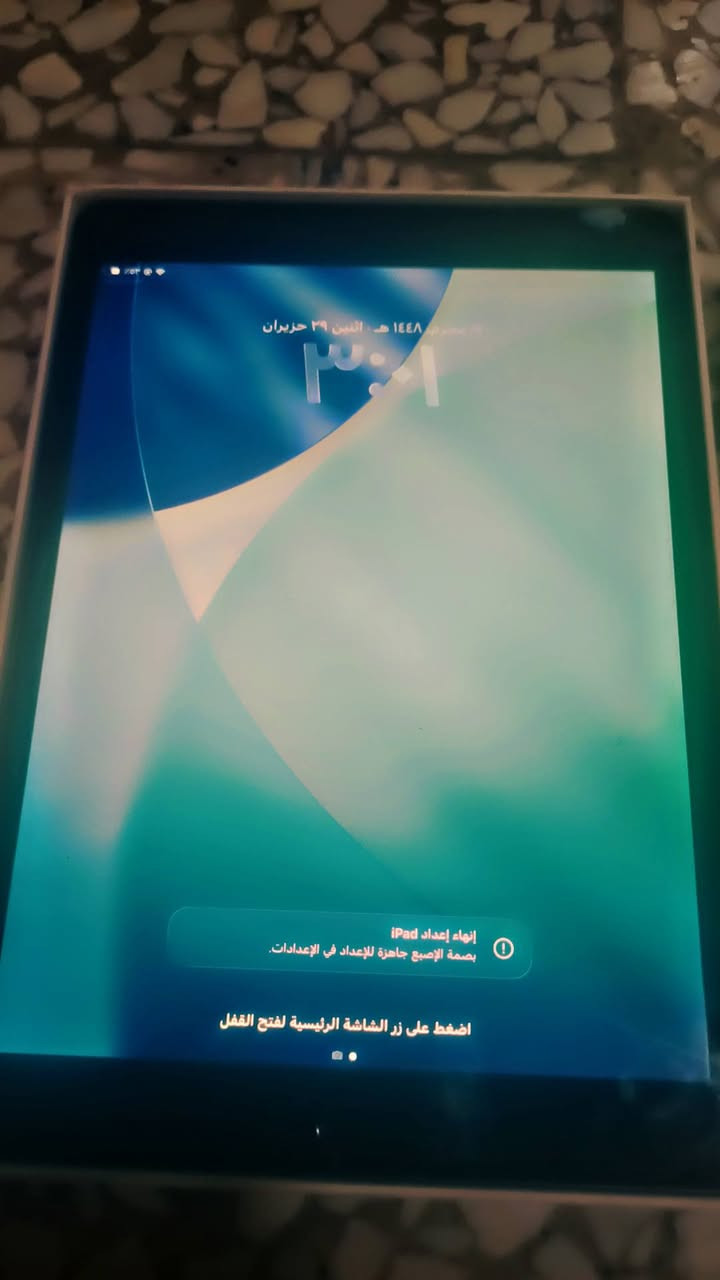 ايباد 9 الجيل التاسع ذاكره 62    نضافه 90   فقط مبدل تاج لمس او  بي فطر ب بصمه أو بصمه شوي تتحرك يحتاج سويهه عند ابو موبايلات ما تكلف 5الف أو جهاز كله شغال شرط تفحصه أمام مندوب يله تأخذه او متوفر توصيل عندي جميع محافظات 5 السعر 225 الف بي مجال بسيط أو يجي وياه كفر مثل ما موضح ب صوره  لتصال لرقم *********** متواجد فيس
