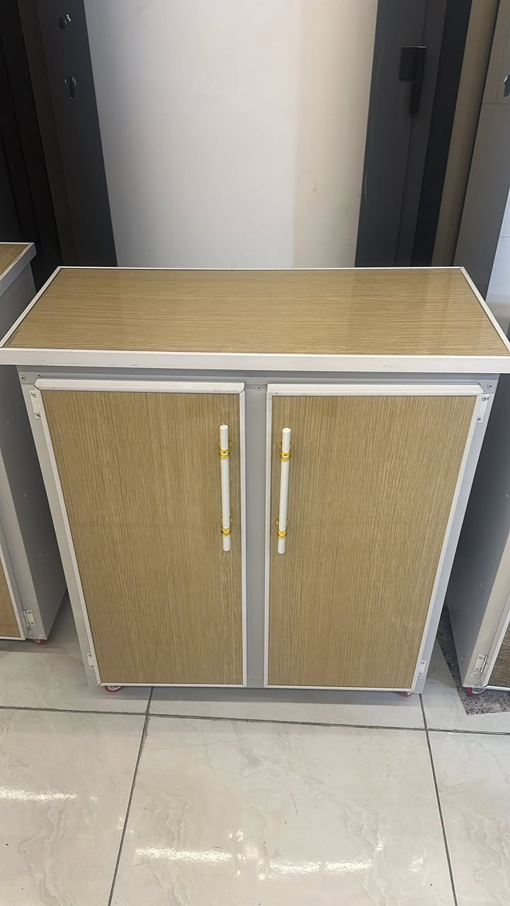 جزامه درجه اولئ
 جاجهزه
***********
٦٥ الف سعرهه
