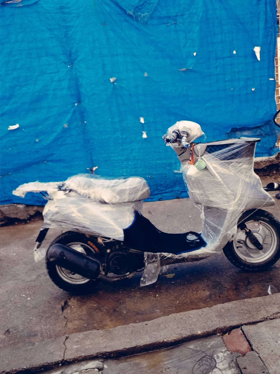 سلام عليكم ماطور
ياماها للبيع شرك الصوت اكسن بيه سعر 200 وبيه مجال قليل التواصل الرقم***********
