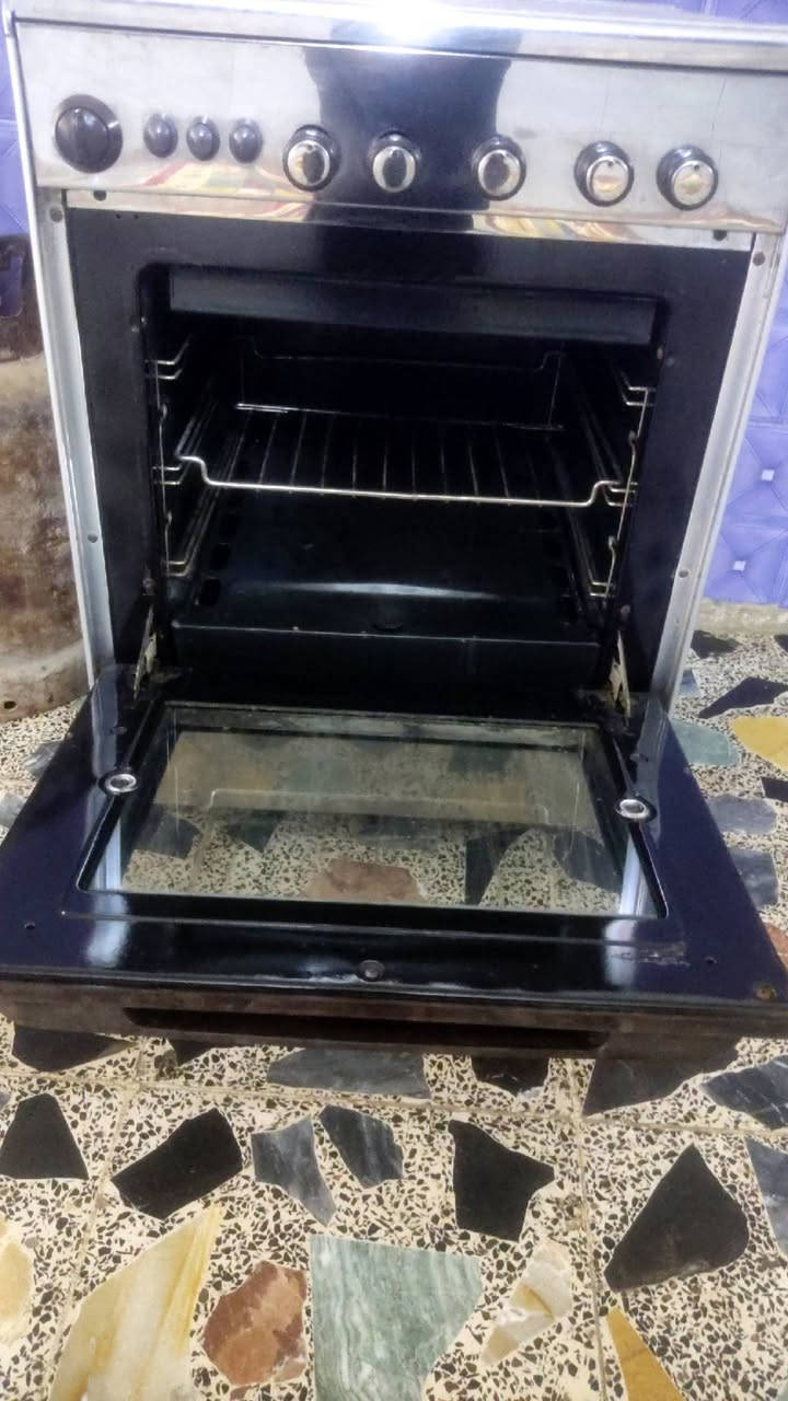 طباخ تكنو مستعمل نضيف فرن فوگ وجوه سعر 125 عنوان بغداد فلكه حي النصر قرب مطعم كباب سليمانيه للستفسار اكثر اتصل على الرقم ***********
