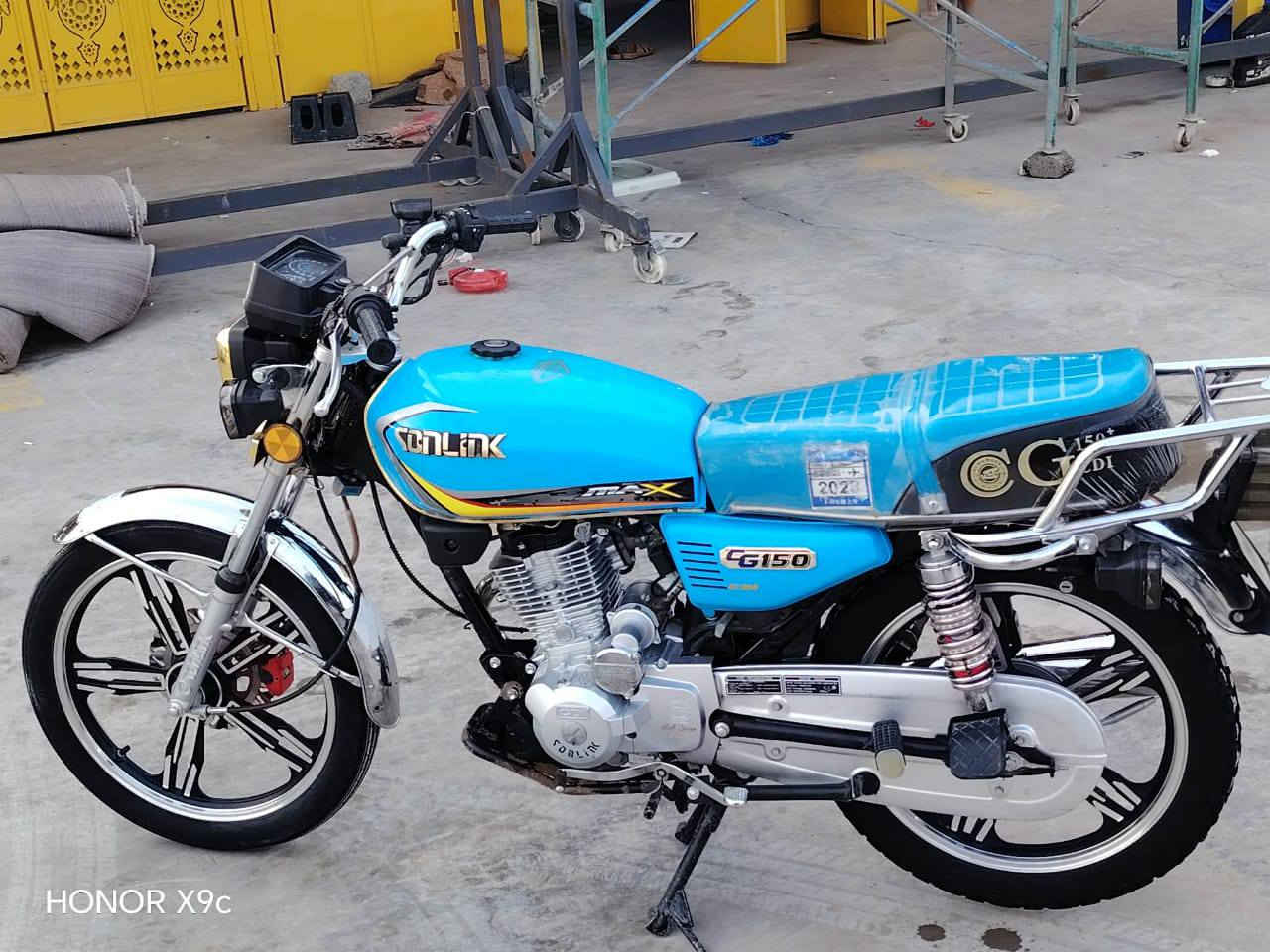 مكلف بل نشر موطور سيفان نطيك شرط كله شركه منفيس برغي مامفتوح موديل 23 كله جديد المكان قياره تواصل معه صاحب الرقم ***********
