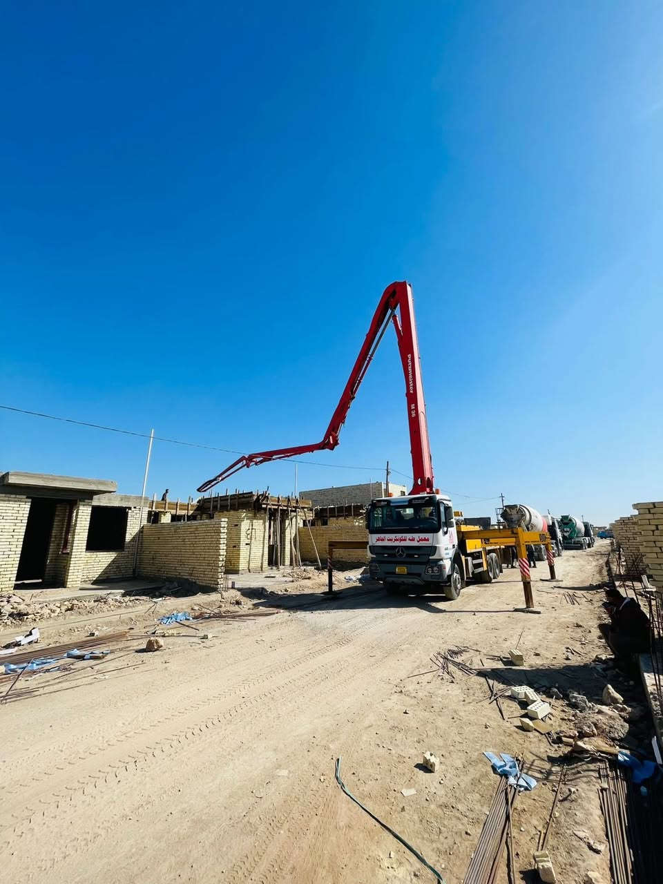 � عقاران للبيع – مجمع آشور السكني

 • الموقع: بعد جامعة المستقبل، بداية المجمع، قريبات من الشارع العام
 • المساحة: 200 متر لكل عقار
 • نوع العقار: طابق ونص
 • حالة العقار: هياكل جاهزة لإكمال البناء الشركة تسلمك مفتاح الدار 

💰 السعر: 200 مليون لكل وحدة
✅ مدفوع مسبقاً: 114 مليون
💳 المتبقي: 86 مليون يُقسّم على 4 دفعات

📞 للاستفسار أكثر: ***********
مكتب ريسيل للعقار والمقاولات
