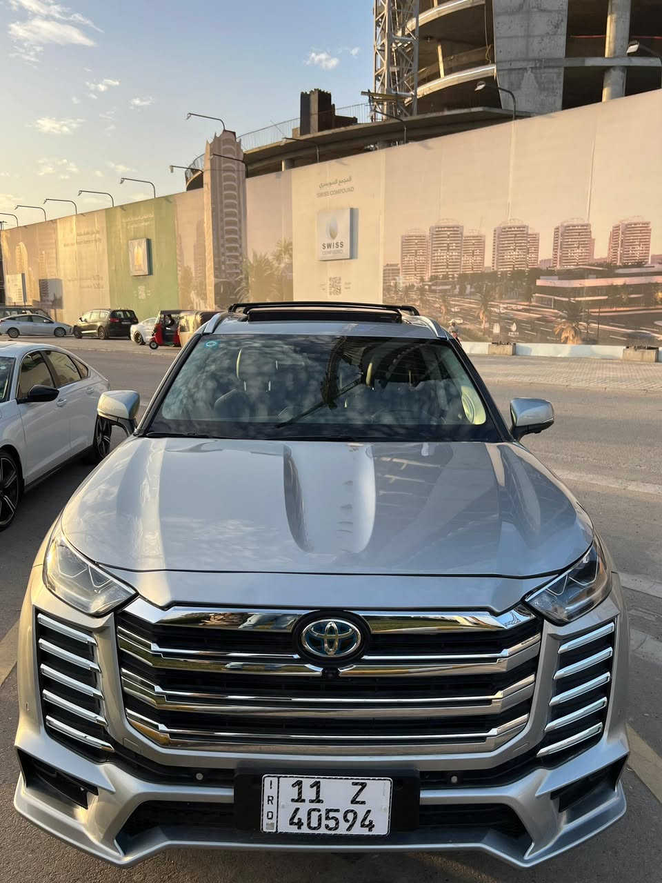 السلام عليكم
تويوتا هايلاندر بلاتينيوم موديل 2024 هايبرد فول امريكي حادث كما موضح في الصور

بصمة 

فتحة

 كشن جلد كهرباء وتدفه وتبريد

جنطة كهرباء 

7 راكب 

شاشة و 5 كامرات محيطيه وكامرة اماميه

 رادار امامي رادار جانبي 

اشاره وهيتر بالمراية

تحديد مسار 

شاحن مبايل واير ليس

 تحكم جهتين 

توقف ذاتي 

سايد بيرك بصمة

 منظومة زنون اصلي 3 عدسات

 3 انظمة قيادة 

بردات بلادية بالباب

 تحكم خلفي ذاتي بل تبريد وتدفئة

رقم بغداد انكليزي 

تحديث البجم كلف 1300$ امامي وخلفي 

سعر 290$ بيه مجال

 بغداد الكرخ

***********
