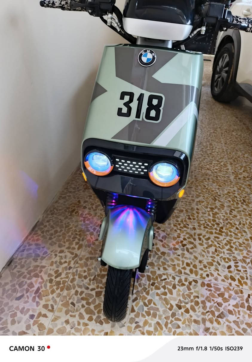 السلام عليكم للبيع ماطور شحن 🔋⚡٣١٨ فول نضافه كلو شغال مابي ولا عطل مثبت سرعه اشاير رباعي رجو للخلف نضام ال R استخدام شخصي مأخوذ جديد بل كارتون شرط الفحص كهربائيات كلها شغاله صندوق موجود بس اني لاغي شاحنه الأصلية لد أمامي عالي ناصي بريكات ورآه وكدام دهن دسكات السعر ٦٥٠ ألف وبي مجال شراي تعال خاص أو اتصل 🗣📲📞 *********** موجود بل موصل الأيسر 👋
