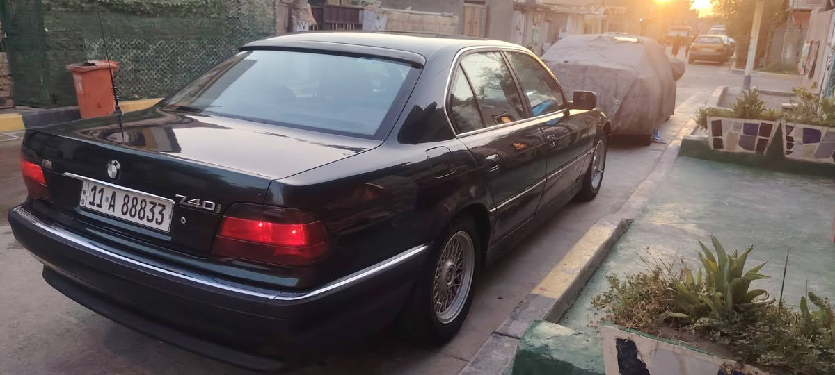 السلام عليكم بي ام كاسحه ٧٤٠ اصل موديل ٩٥ هزه جديده سنويه لل٣١ نهايتها كير مكينه خير من الله صدر جديد تخم تاير تبريد ثلج فتحه شغاله صندوق شفط دبل جام شاشه اندرويد حديثه كهربائيات كلها شغاله السعر ٧٠ او بيها مجال بسيط للاستفسار *********** مكاني بغداد بغداد, العراق
