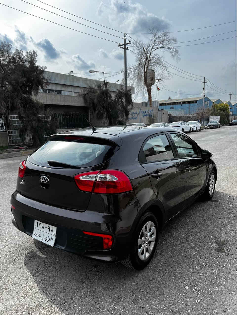 Kia Rio 2015 

0750 490 11 38 أربيل, العراق
