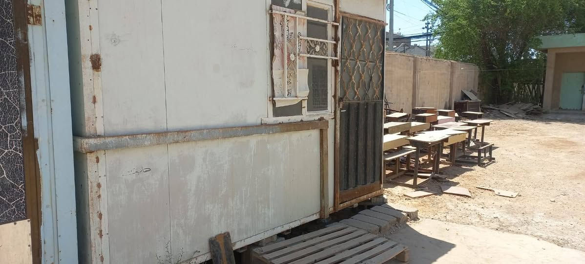 من رخصة مدير الكروب 
كرفانات عدد ٢ للبيع 
كرفان محمول ٣×٣ونص شاصي
٣×٤كرفان محمول شاصي''هذا رقمه مكلف بنشر  *********** اتصل وتدلل
