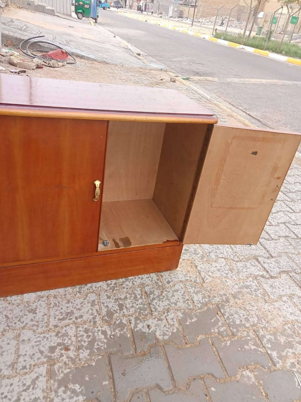 35جزامه اوكوكدي يفيد للخزن الكتب للاغراض كلشي يفيدصاج داخل وخارج بغداد الحسينيه مال الراشديه وعندي توصيل ***********
