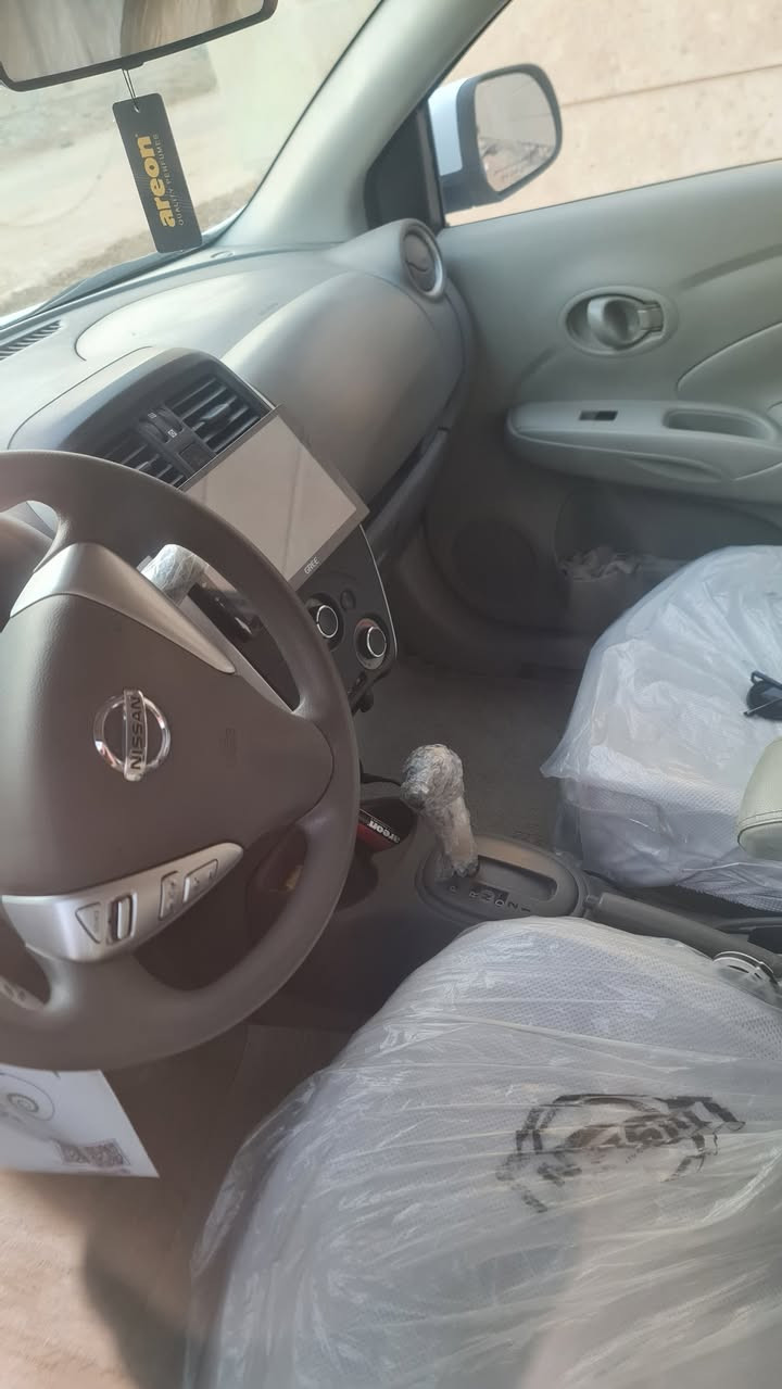 نيسان صني هندي مديل ٢٣ ضربته مداكر ثنين خلفيه ماشيه ٥٧ سياره جديده سعر ١٠٥ بيه مجال ***********
