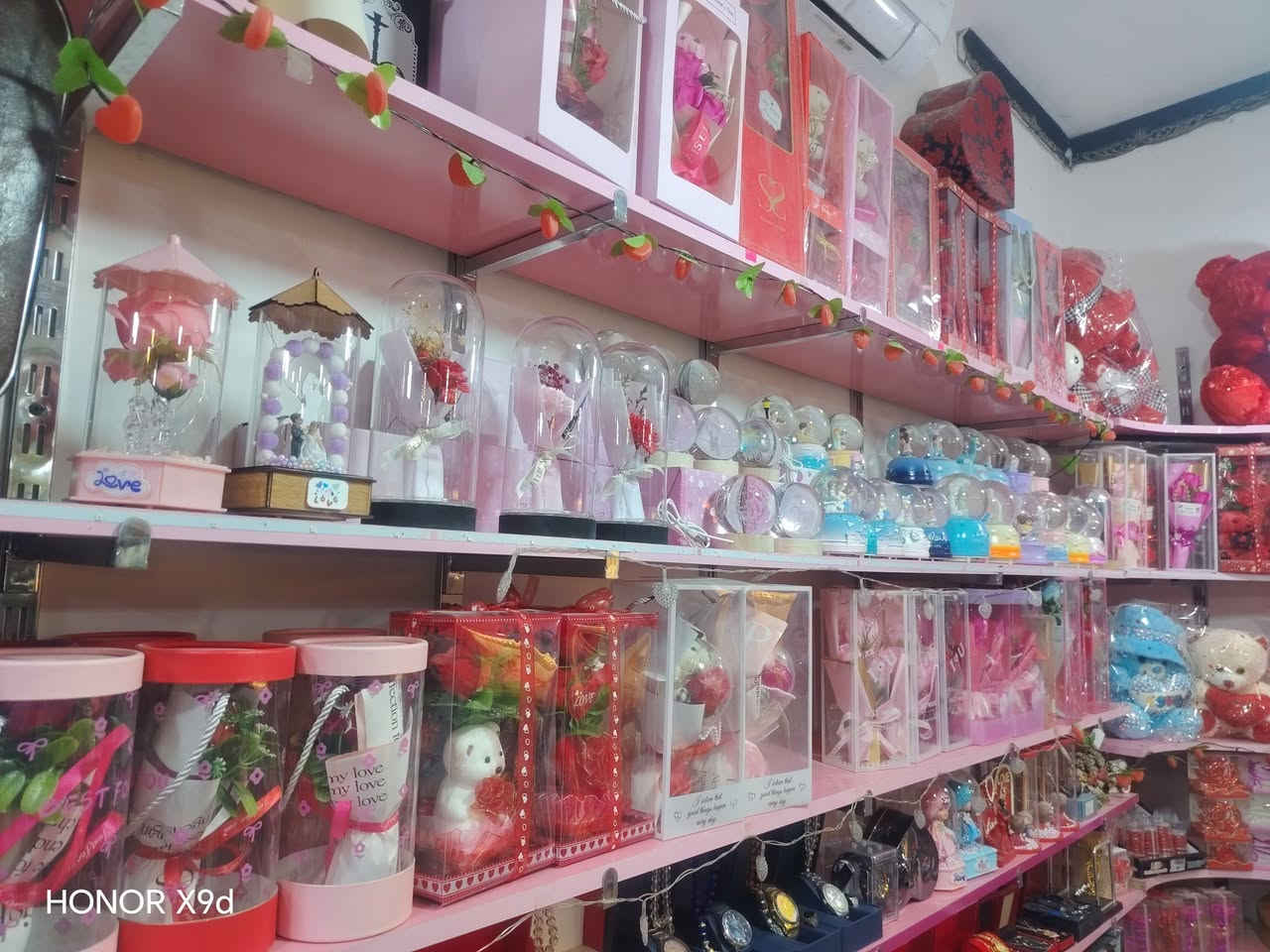 # ١ أذار
عيد المعلم العراقي
وفرنالكم تشكيلة جميلة من الهدايا تناسب اذواقكم #زورونا في موقعنا الكائن في حي البكرلي مقابل مدرسة بردى الابتدائية
مجاور مجمع لك سيدتي


**إذا كنت صاحب هذا الإعلان وتريد حذفه لأي سبب، رجاءا أرسل رسالة إلى الدعم الفني**