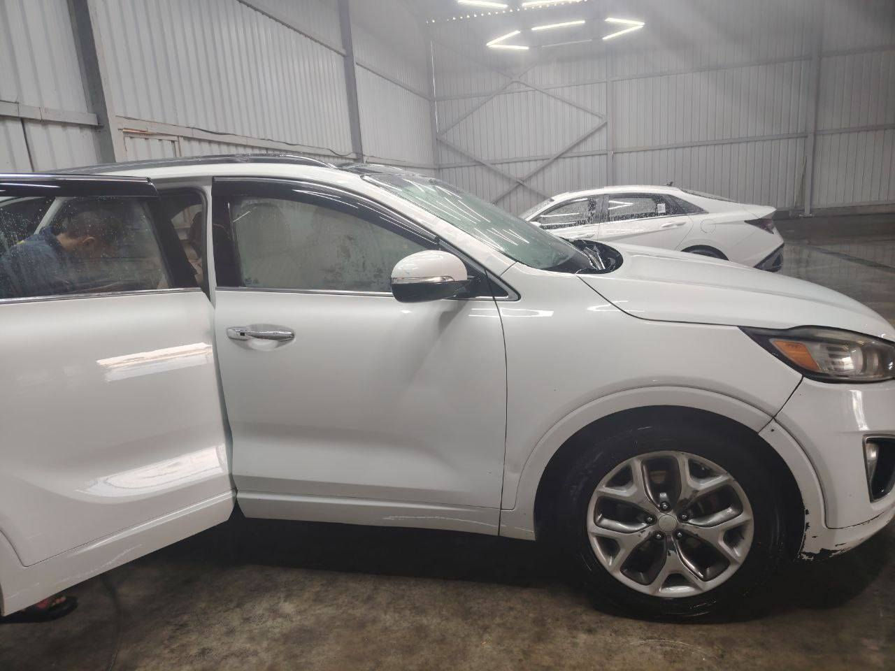 سورنتو للبيع sx رقم بغداد بيه جاملغ وبنيد السعر ١٨٥ رقم الهاتف ***********
