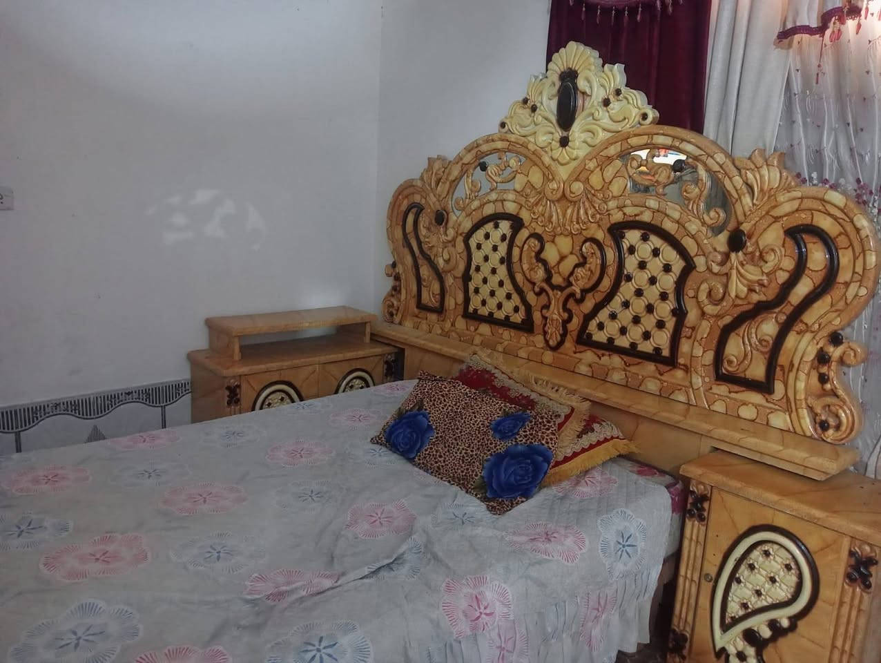 غرفه النوم للبيع تزكام كله صاج بسعر مناسب ٧٥٠ وبيه مجال ناصريه مركز ***********
