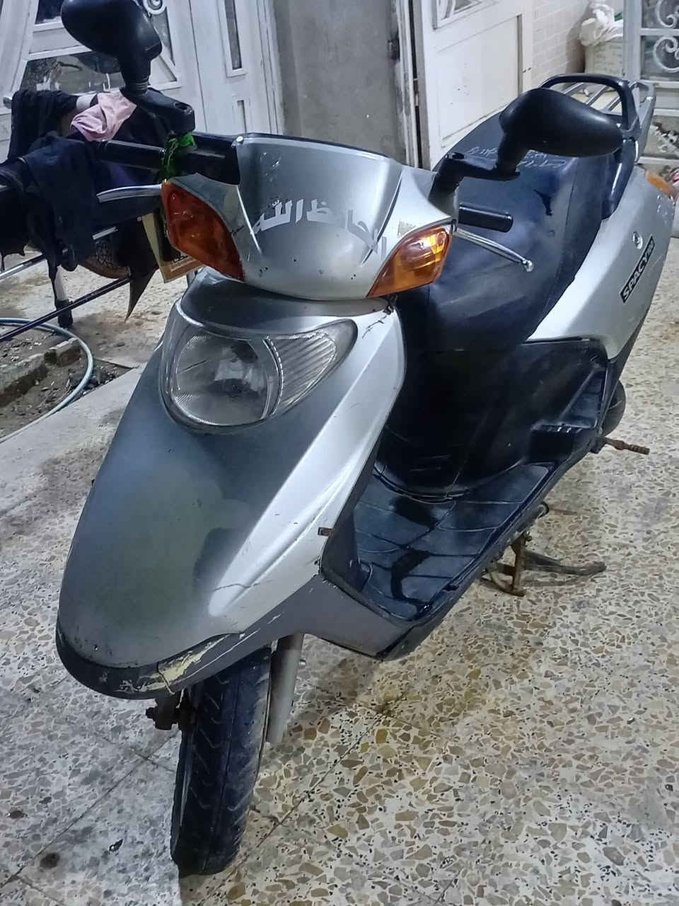 السلام عليكم ورحمة الله وبركاته
دراجة سبيسي ماليزي للبيع مكاني كوت حي الحكيم
( ابيعلك كوم حديد)
سعرها جداََ مناسب ( ب 175) وبيها مجال للشراي
وهذا رقمي ***********
